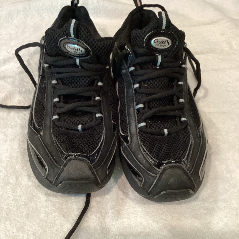 Cheeks Women's Black Athletic Shoes